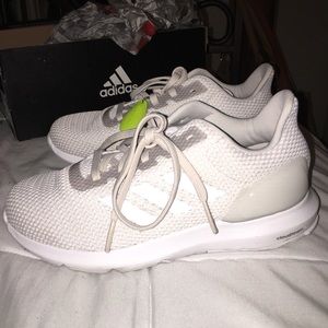 Adidas cloud foam running shoes! Brand new.
